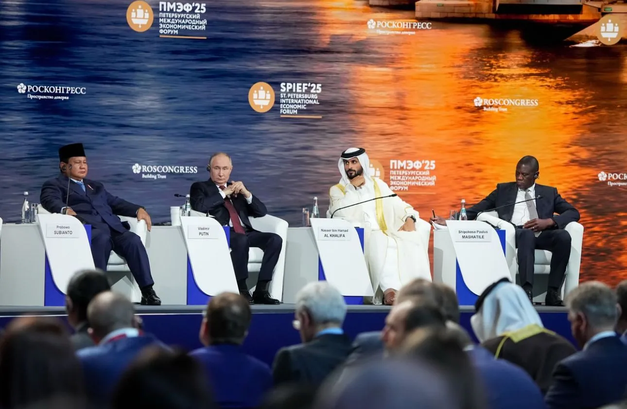 وفد مملكة البحرين يختتم مشاركةً بارزةً في منتدى سانت بطرسبرغ الاقتصادي الدولي